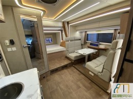上汽大通MAXUS房车 2022款V100双拓山居版