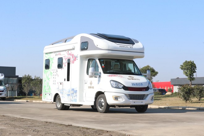 “2020款骏驰中国风”依维柯新Daily（欧胜）C型大额头房车 WLH_6740