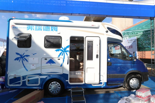 弗瑞德姆2019款全新国产依维柯自动挡T型房车 锐畅版TIC-611X 54.8万元 WLH_8225