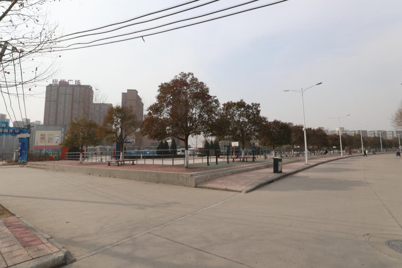 3.31郑州房车展场地河南省体育中心 WLH_3295