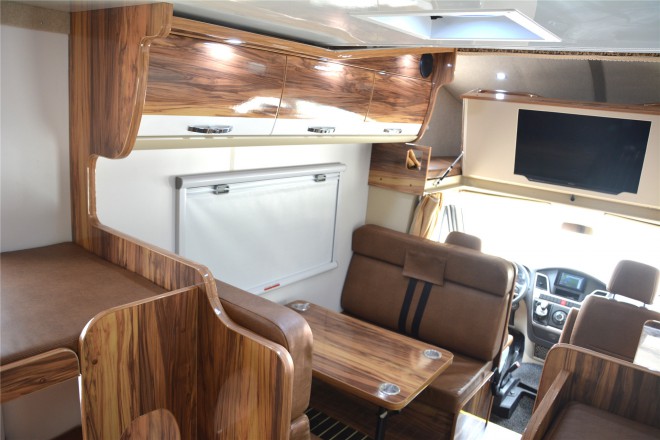 拓锐斯特依维柯C型菁英版 48.8万起 DSC_0190