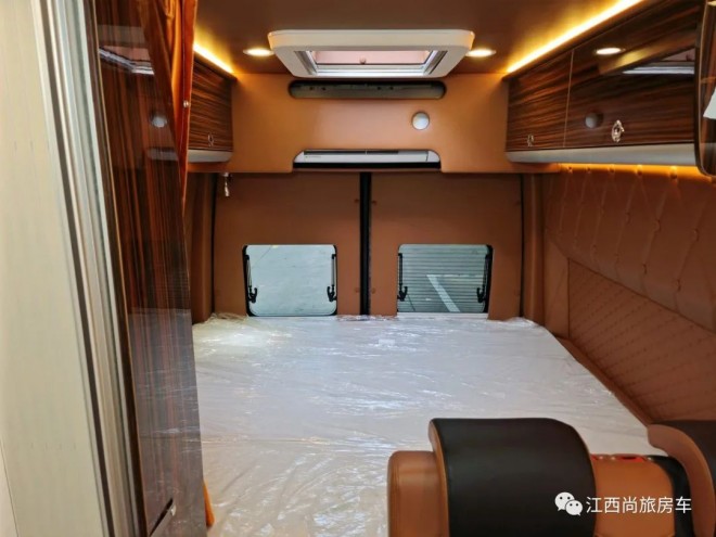 ef6377ec0f9ffea137d46fd84f07af87