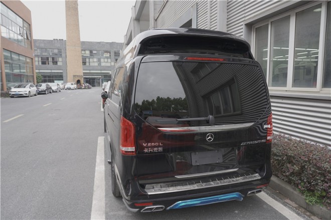 【鸿云】奔驰V260房车
