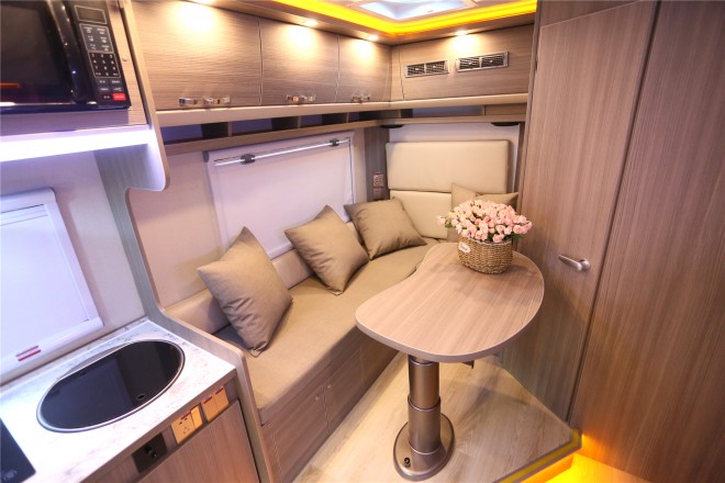 拓锐斯特依维柯C型欧尚II版TIC-611A 56.8万起 2E1A4649