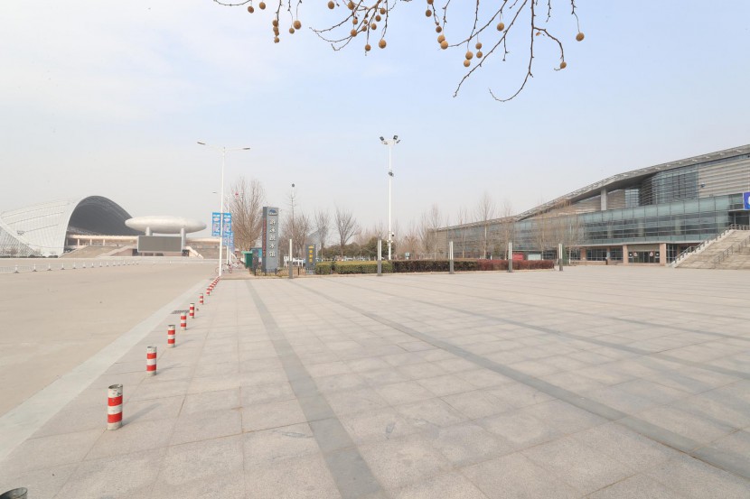 3.31郑州房车展场地河南省体育中心 WLH_3217