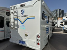 爱旅途 2020款依维柯小额头