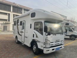 卫航房车 五十铃700P