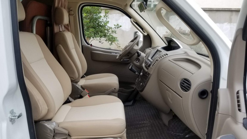 爱旅途房车大通C型居家版小额头旅居房车 停售 145464369433244021