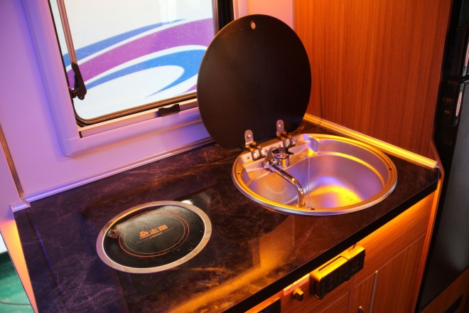 9月2日郑州房车展:吉野房车大通V90C型,陪你奔赴一场山海!81242fd64f4eba12d1da10b9281ef8fc