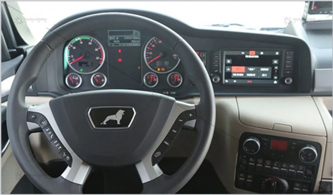 时代的领航者---诺马迪森“领航者M”越野房车图片