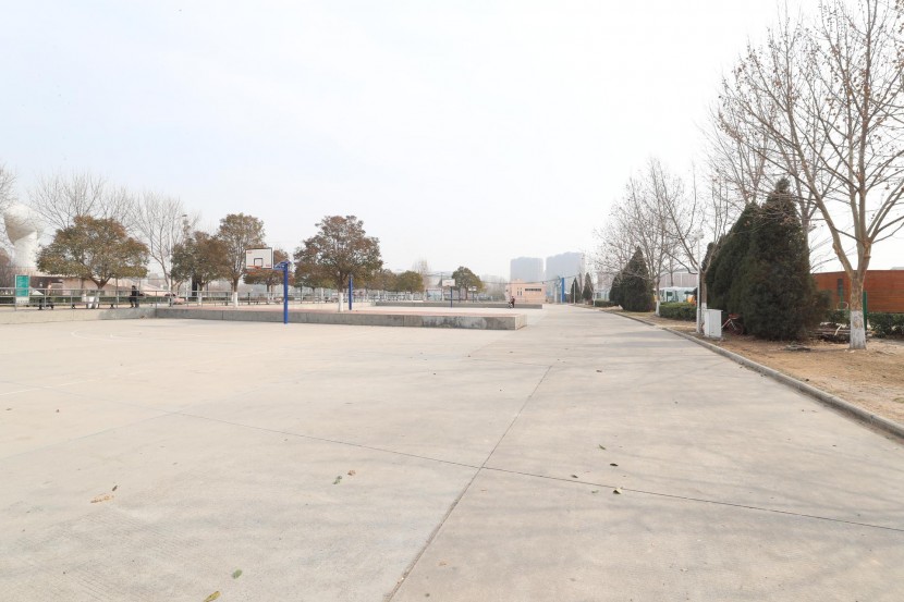 3.31郑州房车展场地河南省体育中心 WLH_3366