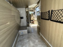 隆翠房车 B型