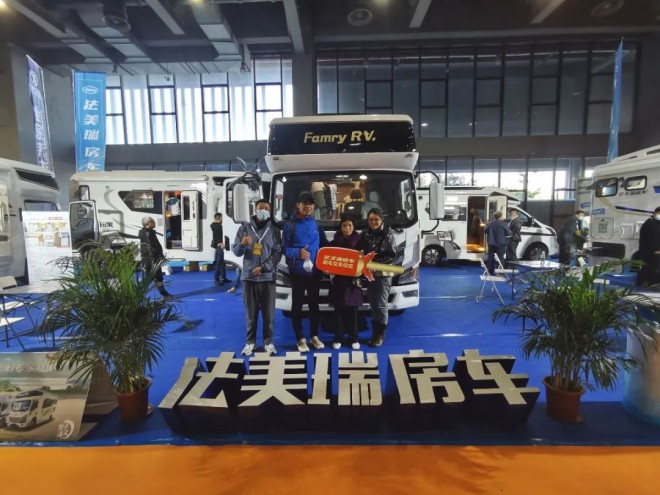 33.98万【海角7号】尊尚版房车2021火力全开！高配车型，超高性价比！图片
