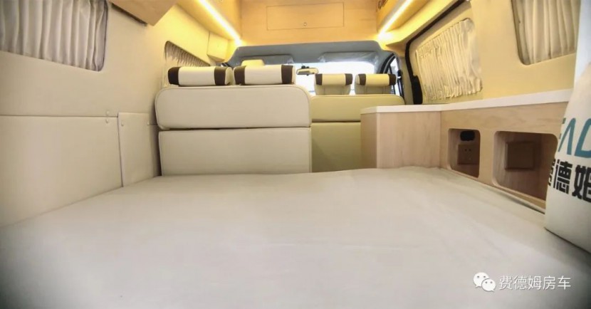 费德姆F530房车，福特新全顺底盘值得信赖图片