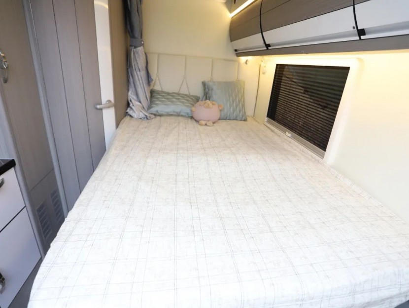 9月2日郑州房车展，飞翔福特巡疆者Pro房车，精致舒适，乐享生活！c92304ffc7e5fc90cdca750278ffff7b