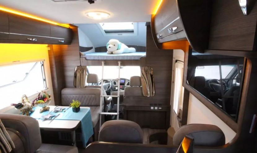 旌航房车巍浩(WH-590-III)auto_3554