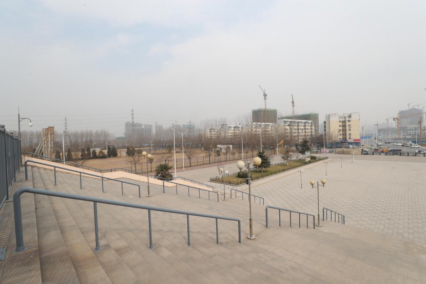 3.31郑州房车展场地河南省体育中心 WLH_2882