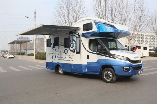 新车来了|宇通进口依维柯智能房车