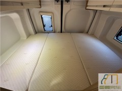 上汽大通V90 新车免缴税大通V90升顶房车
