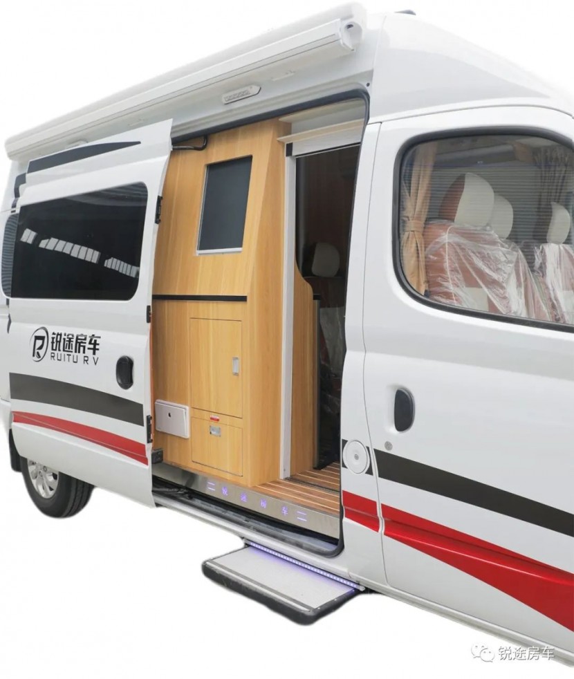 9月2日郑州房车展，锐途大通V80房车，邀您参加第五届郑州房车展，锐旅庆凯旋，途径山水间！9ed2de045ab05977c0afdf017d7d7281