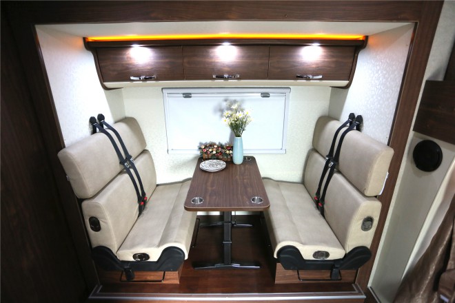 拓锐斯特依维柯C型畅游版TIC-620 55.8万起 2E1A4953