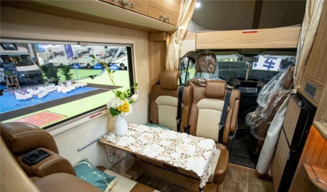 还在四处比价？全年最低！今年“双十一”我们提前“放价”0a4fa20a11c74e96928359a7493853a4