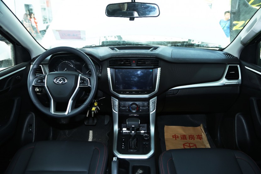 中道房车 大通T60 峻道 房车 （白色）34.8万元 图片3