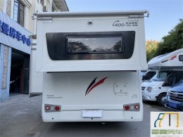 览众 20款览众塞拉依维柯双拓展C型房车