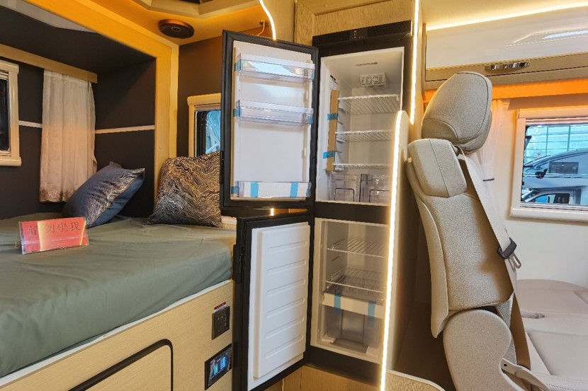 tDqWl8O6Qb-W7C4u_2NO1A