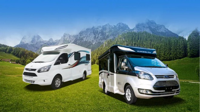 双向设计演绎不同精彩，宇通“C520”福特新全顺小额头T型房车