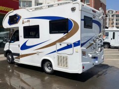 巨威房车 2019款4700
