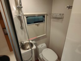 宇通 依维柯双拓展C型房车