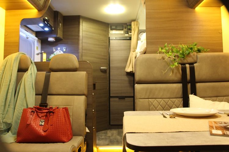 旌航房车巍浩(WH-593-3)img_9234