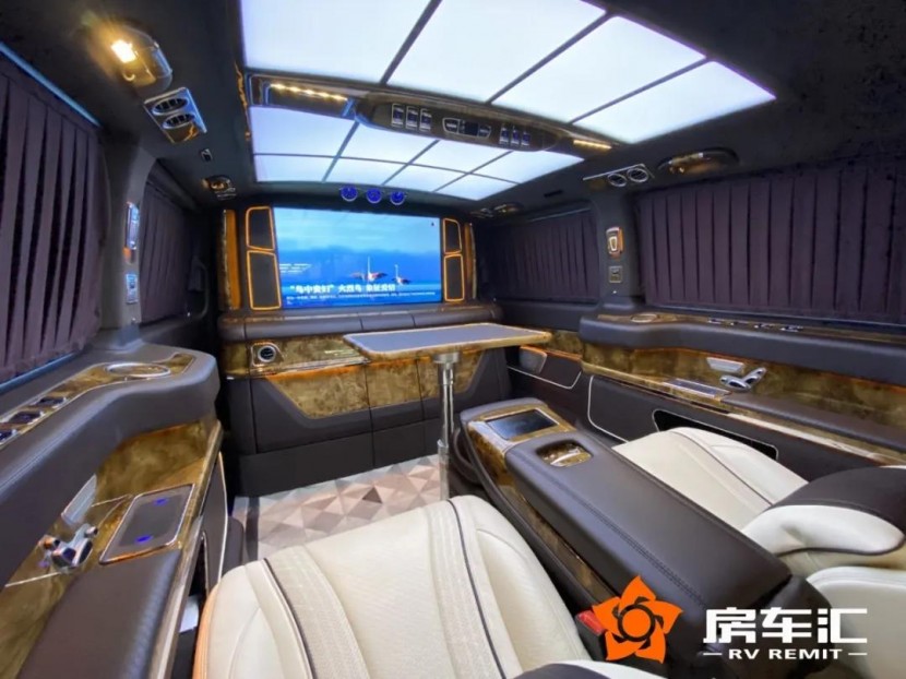 这几款双拼立标奔驰商务MPV，你绝对意想不到！24.jpg