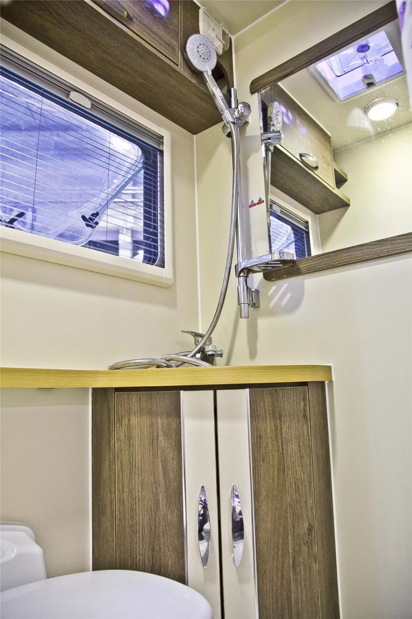 优化升级不断全新亚特尊尚型双扩展实拍