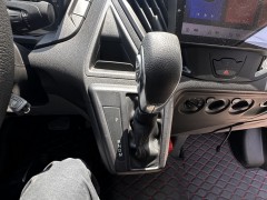 江铃房车 2020款小野牛 六座白色
