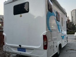 法美瑞房车 2022款依维柯房车-大床版