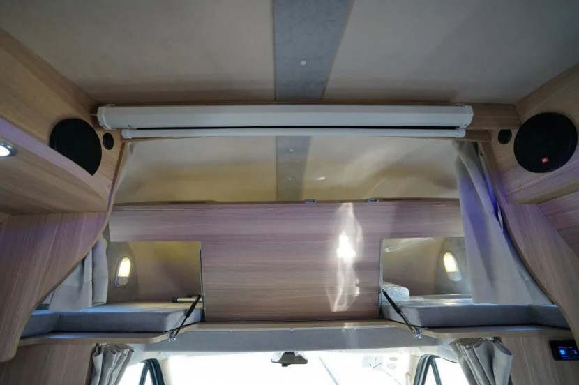 9月2日郑州房车展,隆翠哆啡C635玩家版双拓展房车,唯有热爱,不负所望!85822c5e7a89eda0f5d02fd33883ca1a