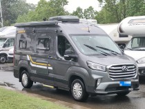 卫航 2021款V550 纵床