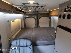 上汽大通 V90