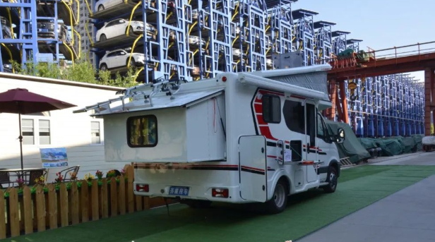 想兼得高通过性+宽敞空间？9月2日郑州房车展，这两款齐星C型升顶房车等您选择！1b910dd611e7c9b54421f3340080d7af