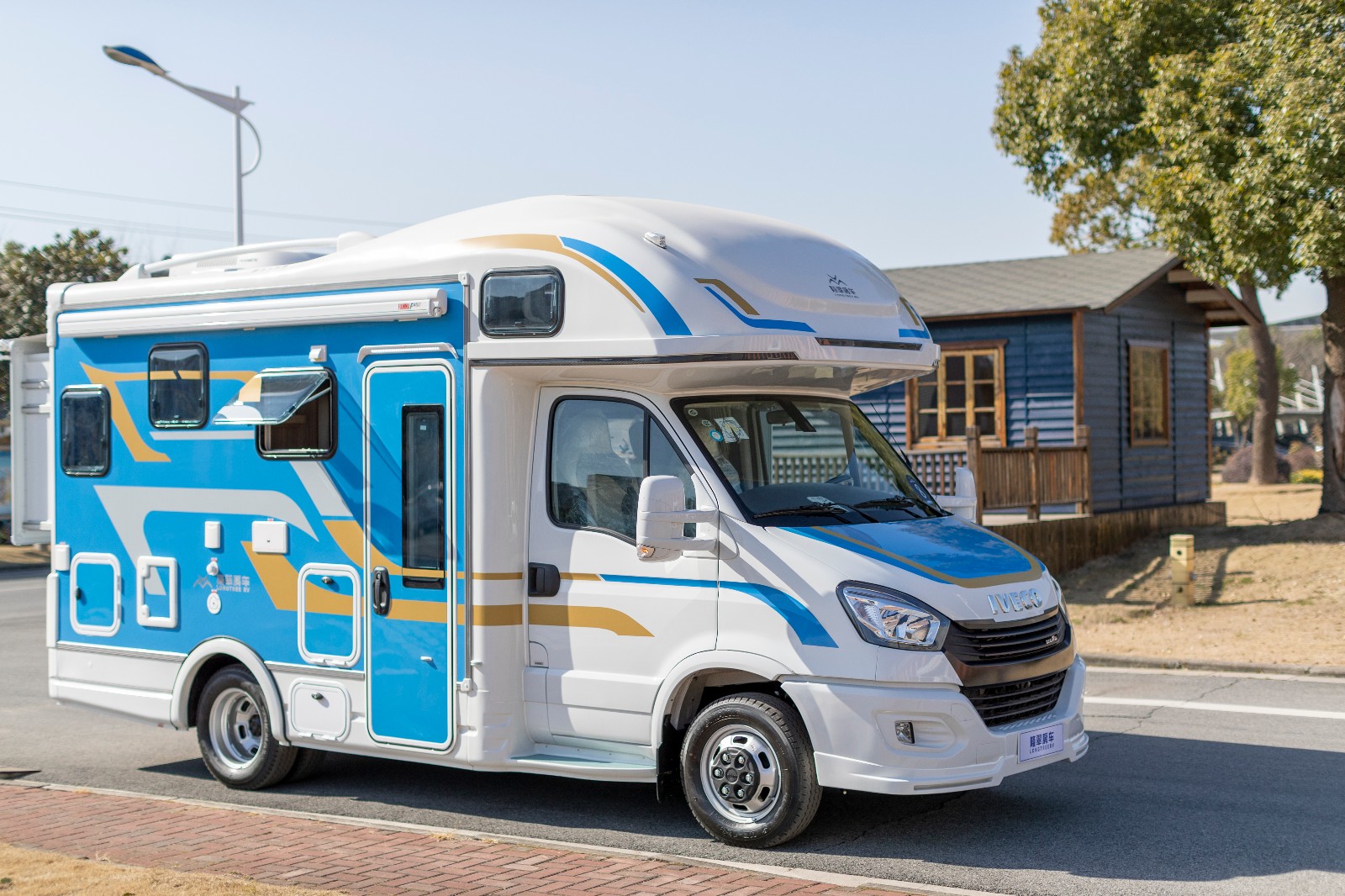 【原始大图】隆翠新daily(欧胜) 2018款哆啡c10车身外观图片欣赏-房车