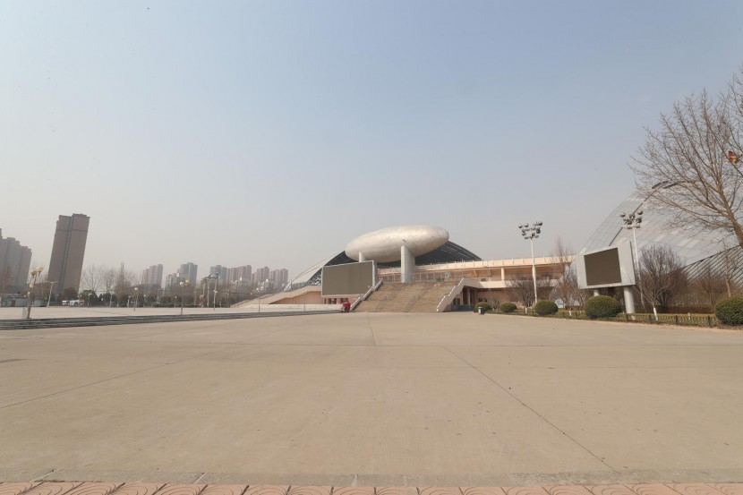 3.31郑州房车展场地河南省体育中心 WLH_2956