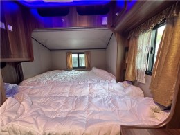 齐星依维柯 C型房车