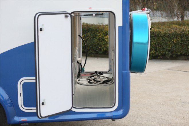 拓锐斯特依维柯C型欧亚版TIC-601 52万起 2E1A4743