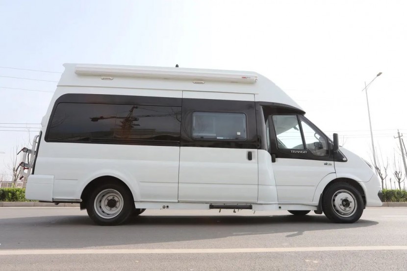 9月2日郑州房车展，飞翔房车铁C PLUS，旅行路上的最铁拍档！ 图片 8