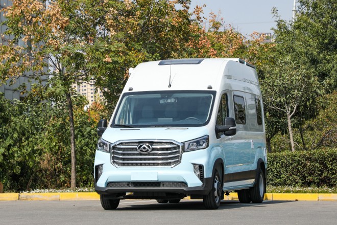 48V电路系统,独立续航可维持3天,宇通全新B311豪享版房车等你来发现!get?code=NGFhYjY3MzAxNjkxNjJmZmYzN2FmMzFiN2Y5Y2ViOTUsMTY2NzAzNjIzMjg2Ng==