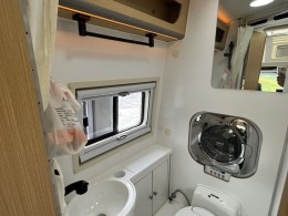 卫航房车 2021款V590蓝色进化版