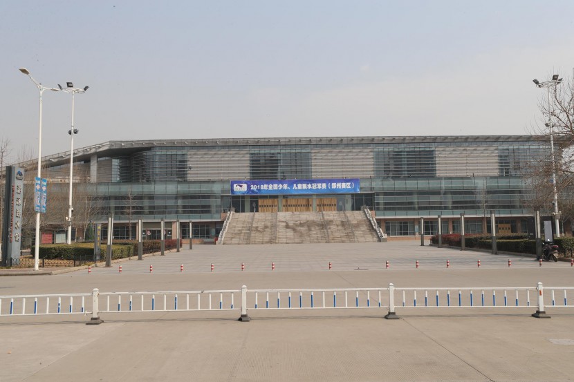 3.31郑州房车展场地河南省体育中心 WLH_3137