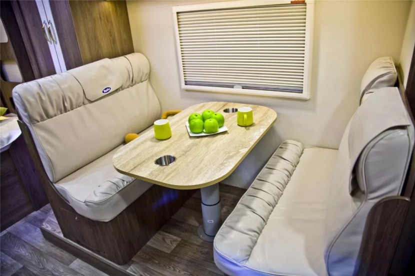 优化升级不断全新亚特尊尚型双扩展实拍